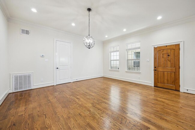 Foto del edificio - 5700 Darling St