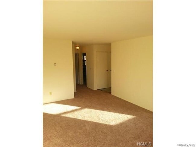 Building Photo - 796-800-800 Brookridge Dr