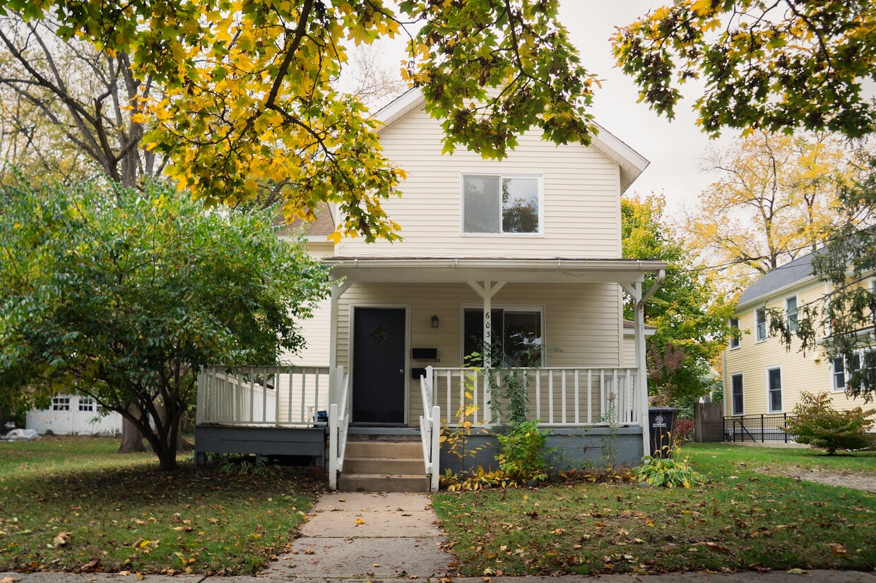 Primary Photo - 603 Gott St