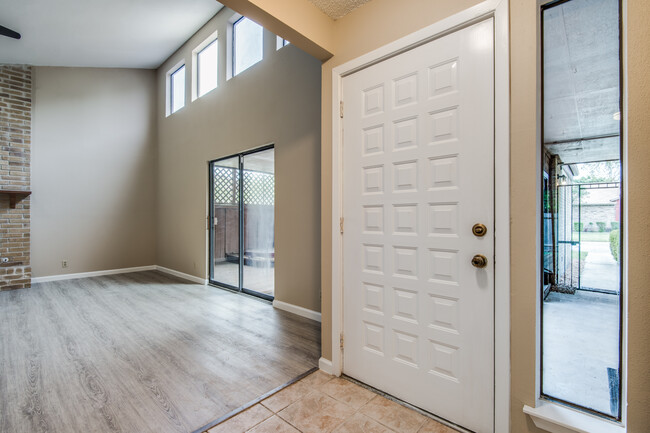 Front Door - 1903 Elsworthy St