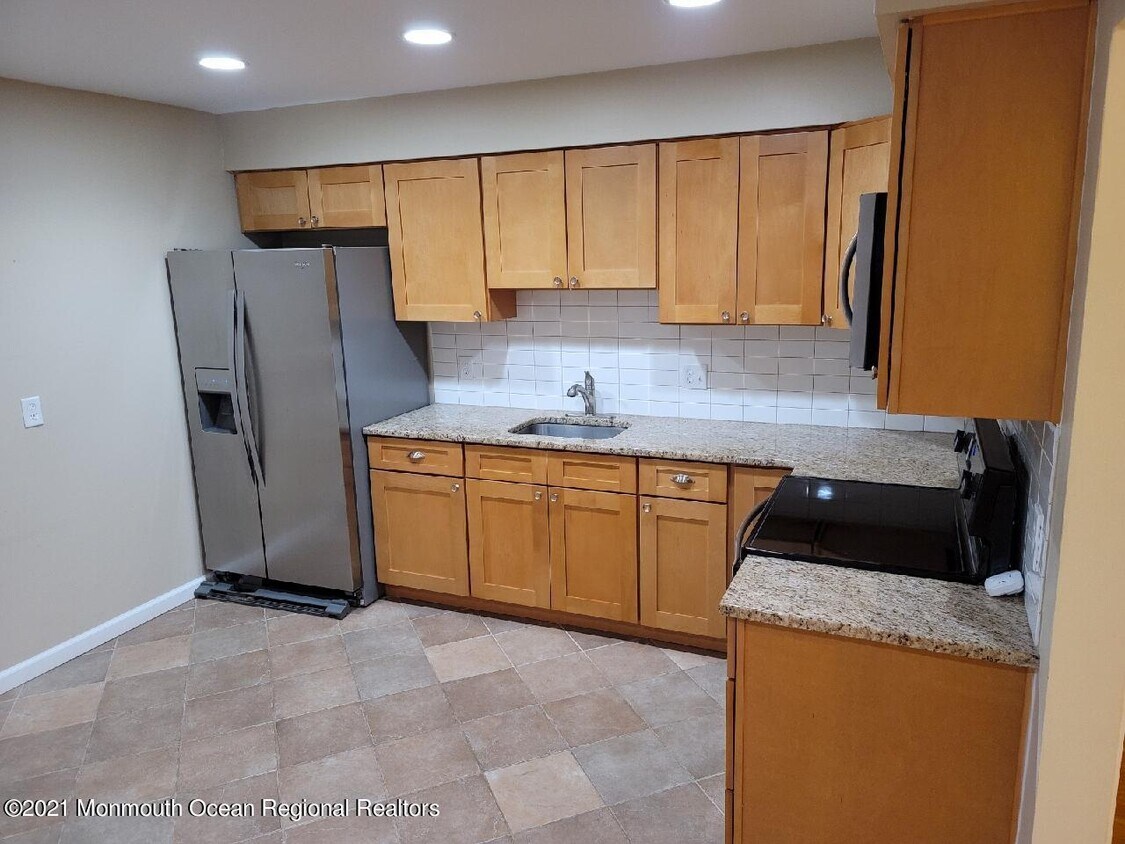 Foto principal - 1171 Fischer Blvd