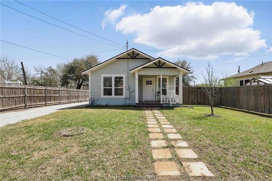 Photo - 105 N Haswell Drive Unit