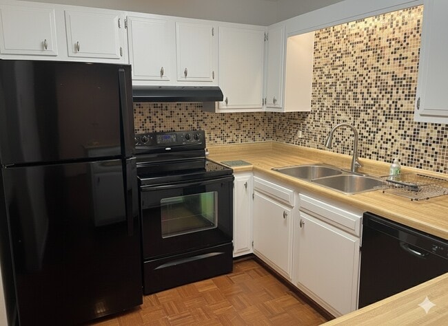 Building Photo - 803 Ashlawn Pl