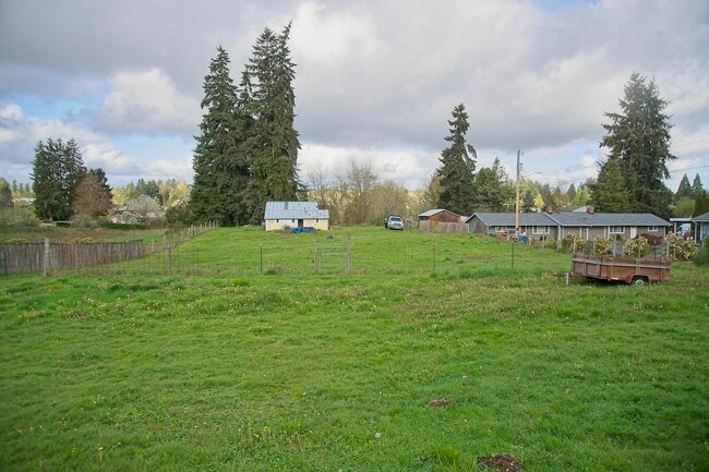Foto del edificio - 11802 74th Ave E