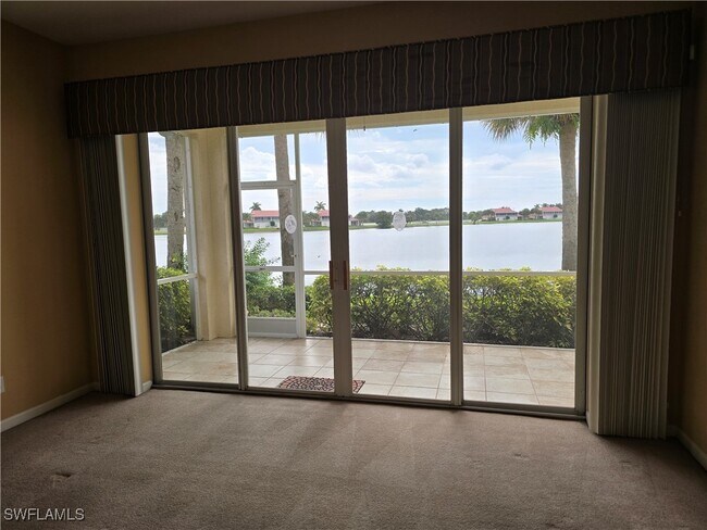 Foto del edificio - 25069 Peacock Ln