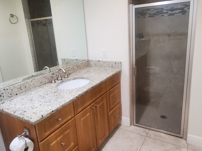 Foto del edificio - 27740 S Roslin Pl
