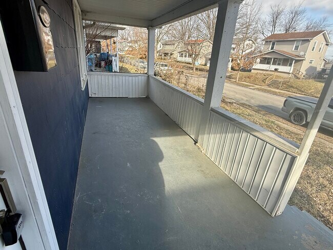 Building Photo - 745 S Wayne Ave