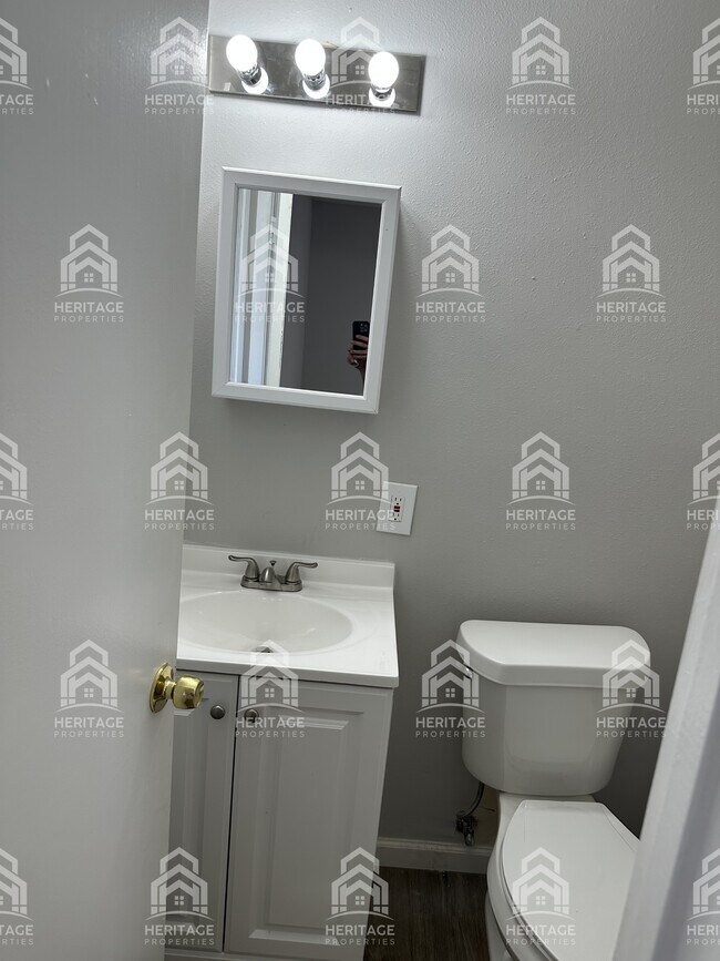 Foto del edificio - 4730 Eden Ln