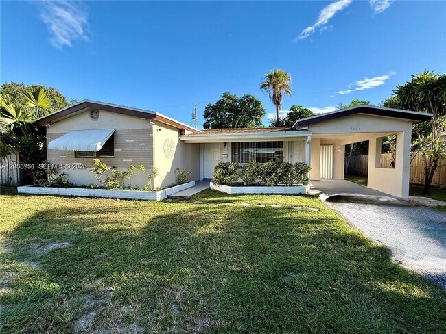 Foto del edificio - 7654 Indigo St