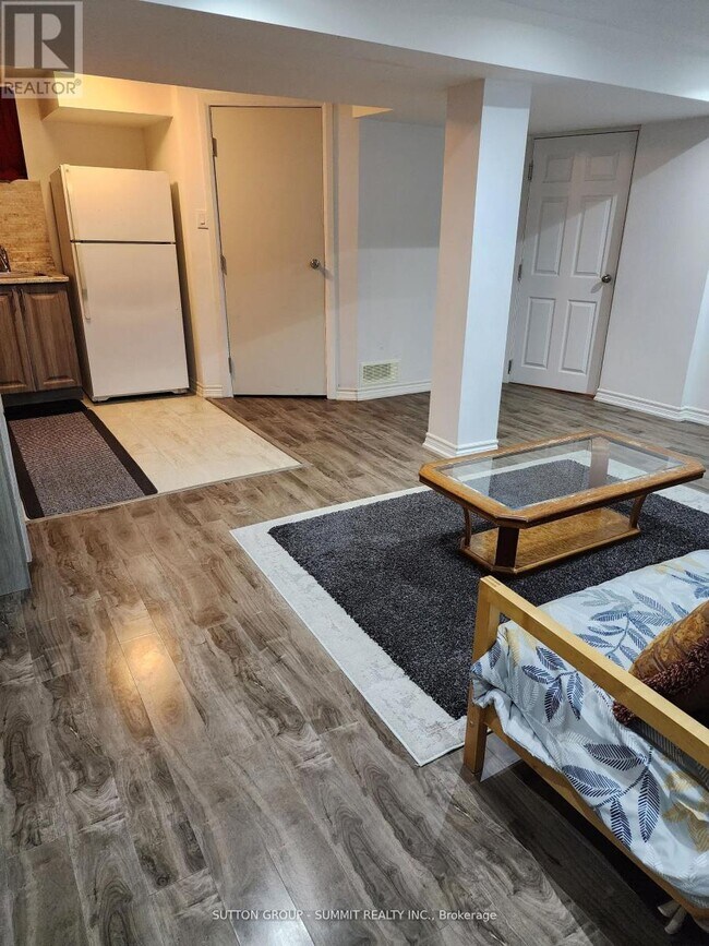 Photo du bâtiment - 1525 Willow Way