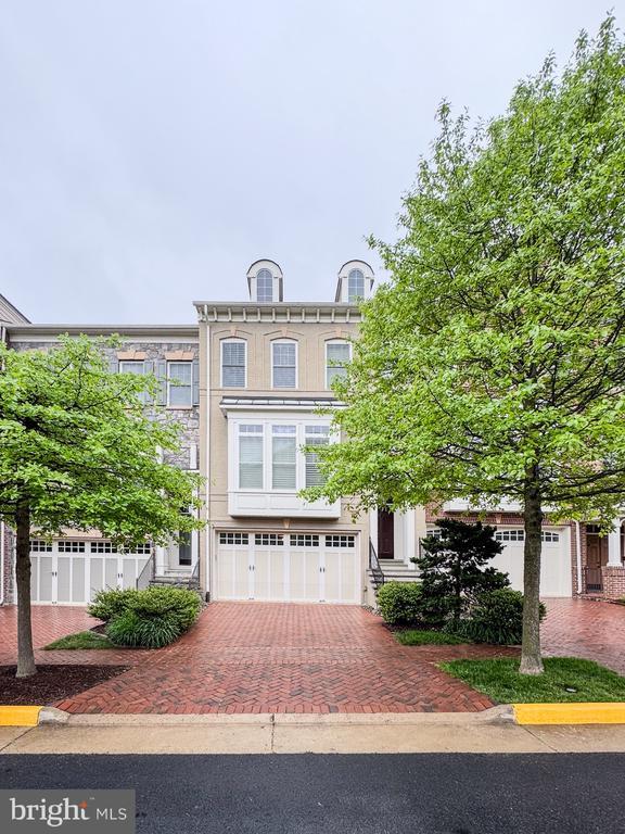 Foto principal - 2137 Royal Lodge Dr