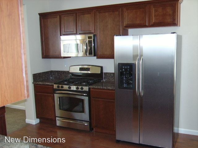 Building Photo - 4 br, 2.5 bath House - 7690 Basin Run Court