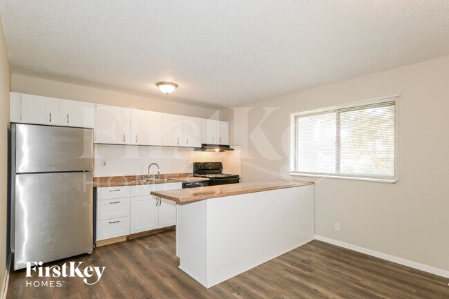 Foto del edificio - 2288 Kingsford Dr