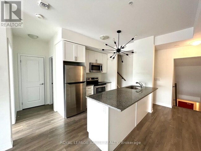 Building Photo - 2635 William Jackson Dr