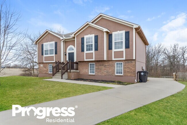 Building Photo - 712 Hibiscus Cir