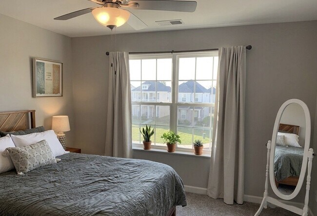 Foto del edificio - 2736 Wind Gap Dr