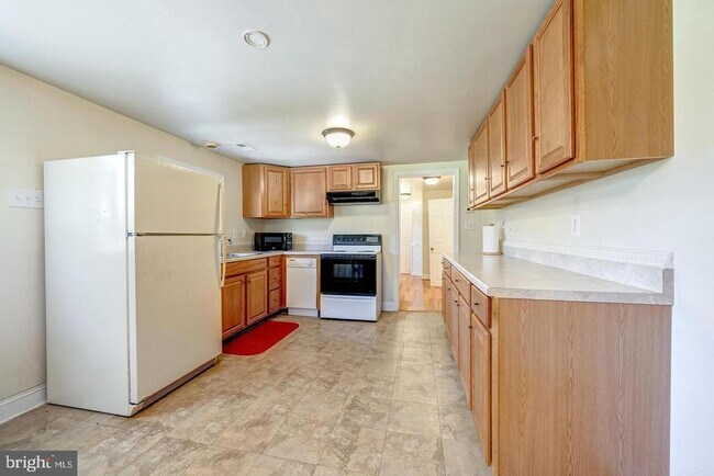 Foto del edificio - 4813 Catharpin Rd