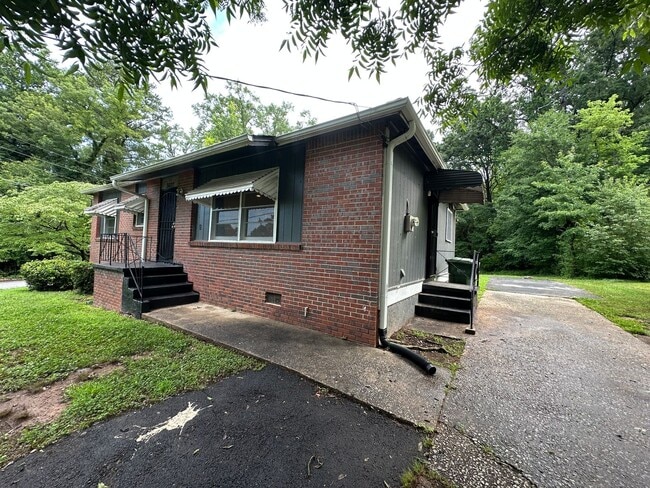 Building Photo - 3627 Croft Pl NW