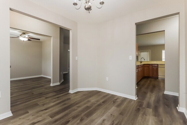 Building Photo - 6714 Krenson Oaks Cir