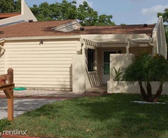 Building Photo - 3 br, 2 bath Townhome - 711 Teal Lane