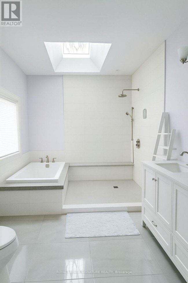 Photo du bâtiment - 21 Scarboro Ave