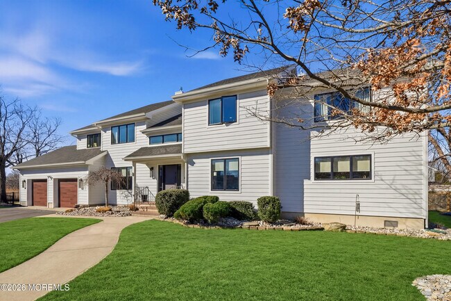 Building Photo - 8 Jackson Ct