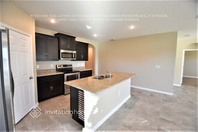 Building Photo - 4394 Magenta Isles Dr