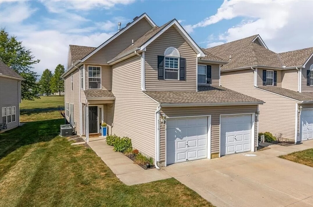 Foto principal - 4516 NE 83rd St