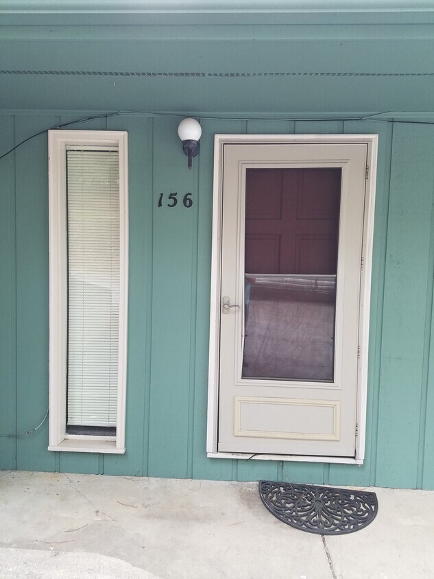 Foto principal - 156 Pine Cliff Dr