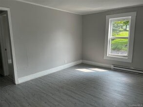 Building Photo - 404 NY-52