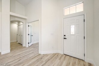 Building Photo - 1712 Pinion Mesa Ct