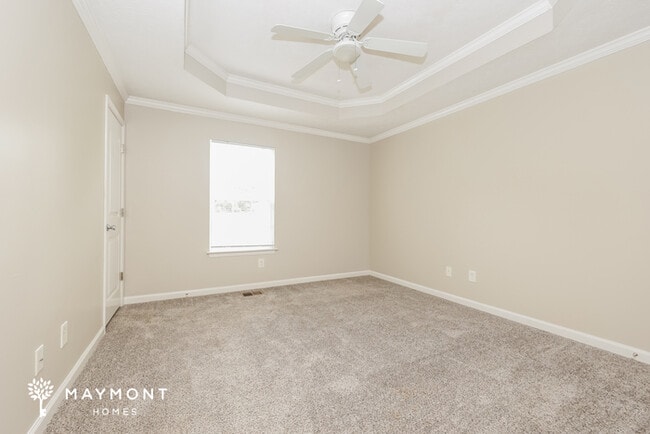 Building Photo - 110 Meadow St