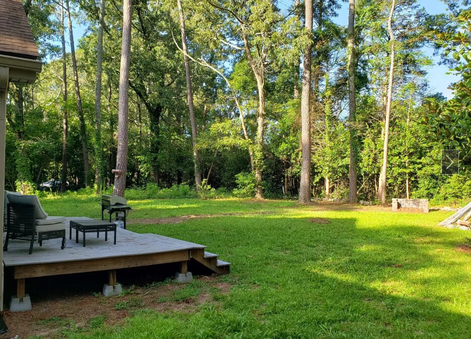 Building Photo - 305 Plantation Dr