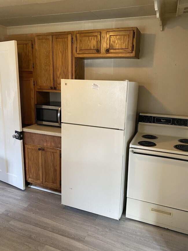 Building Photo - 536 Waterworks Rd