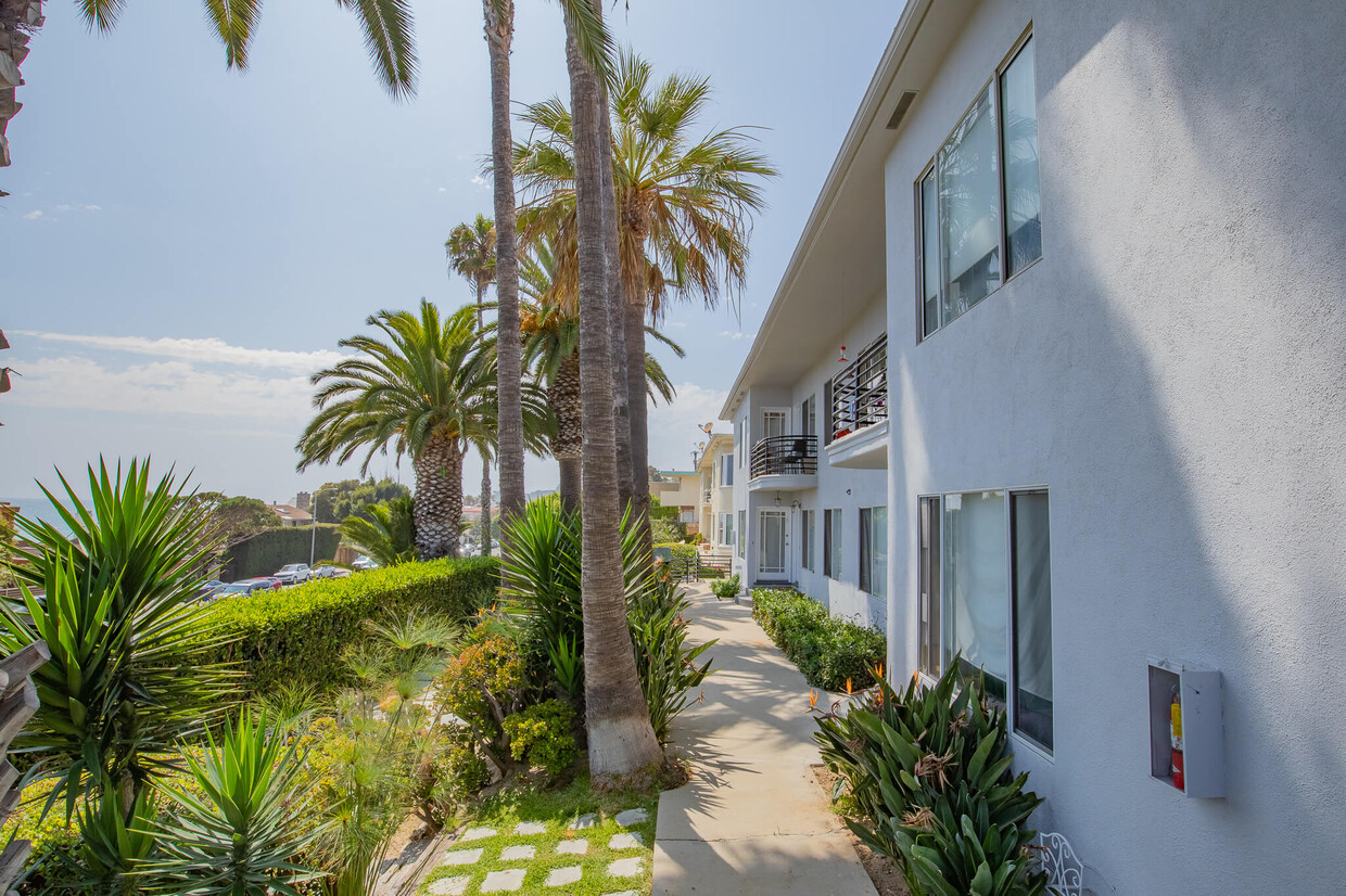 Foto principal - Malibu Cove Apartments