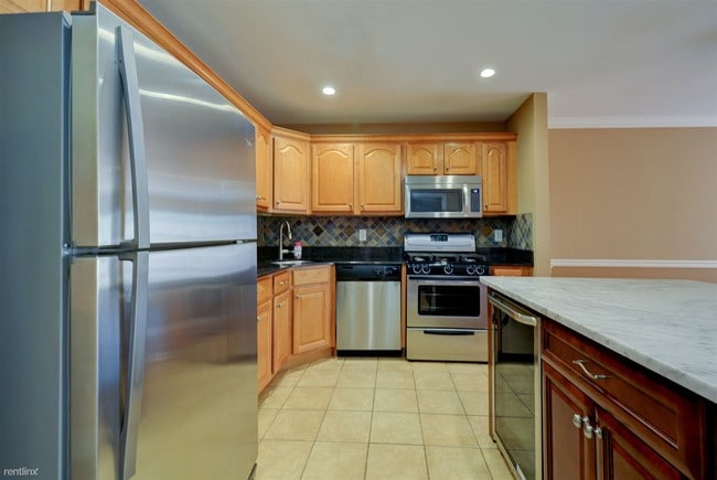 Building Photo - 2 br, 2.5 bath Townhome - 25 Mountainside Dr