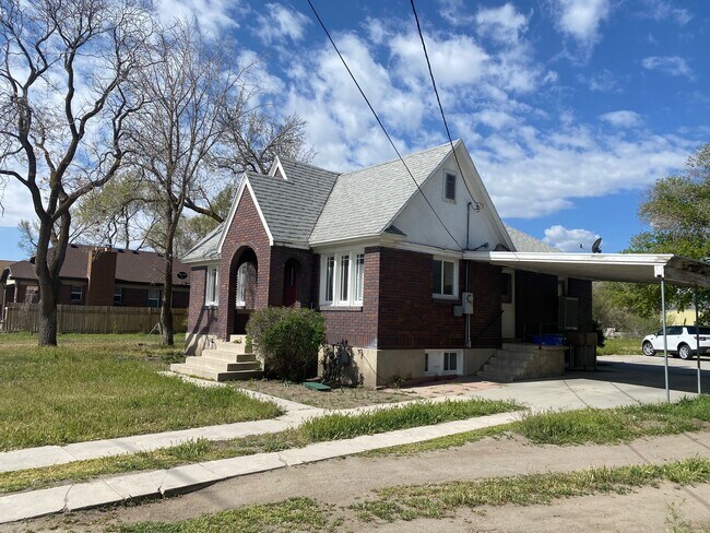 Foto del edificio - 13332 S Redwood Road