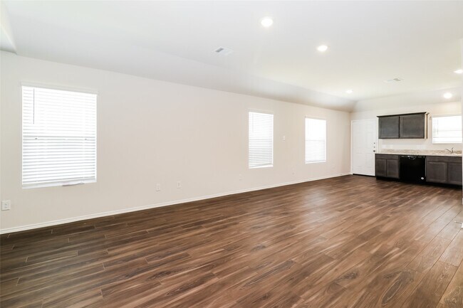 Building Photo - 2416 Copper Cyn Dr