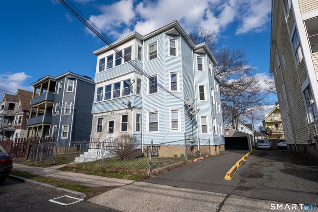 Building Photo - 62-64-64 James St