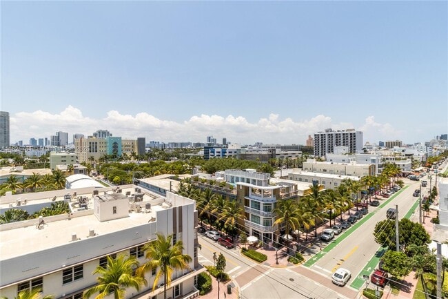 Building Photo - 345 Ocean Dr