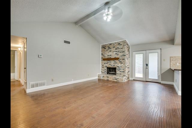 Foto del edificio - 3601 Willow Ridge Dr