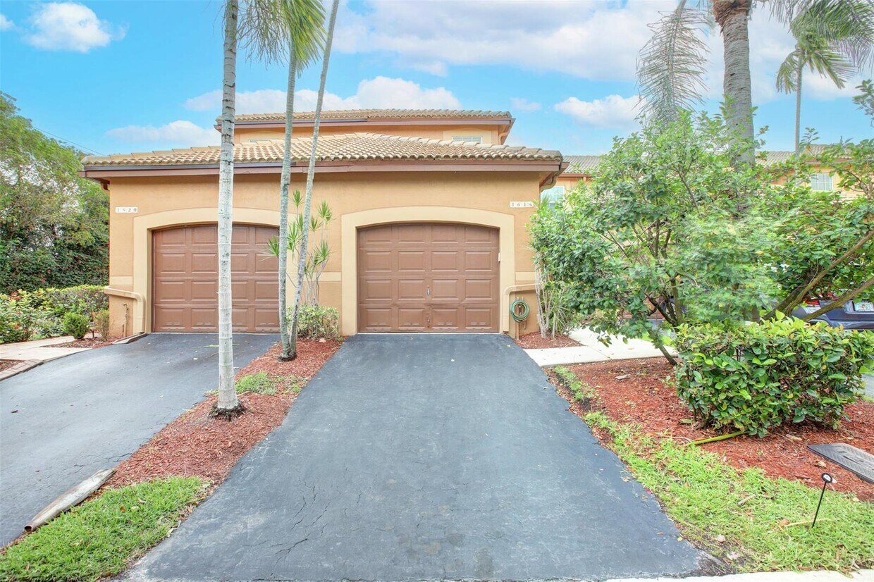 1614 Coronado Rd, Weston, FL 33327 Townhome Rentals in Weston FL