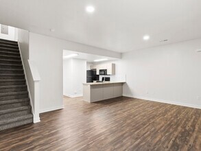 Building Photo - Ranches