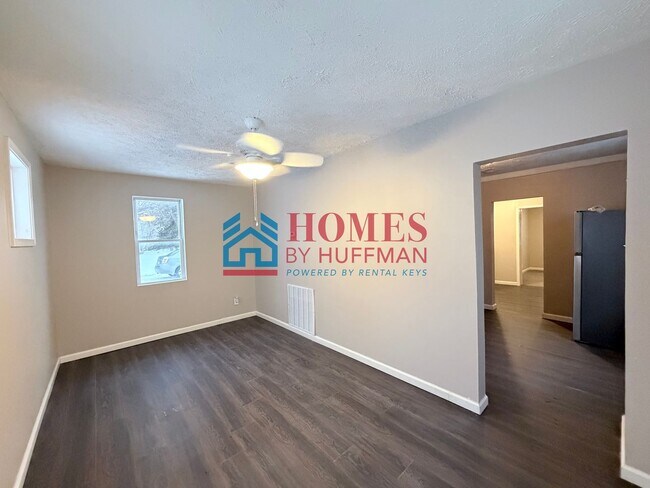 Foto del edificio - Two Bedroom House | Updated with Appliances