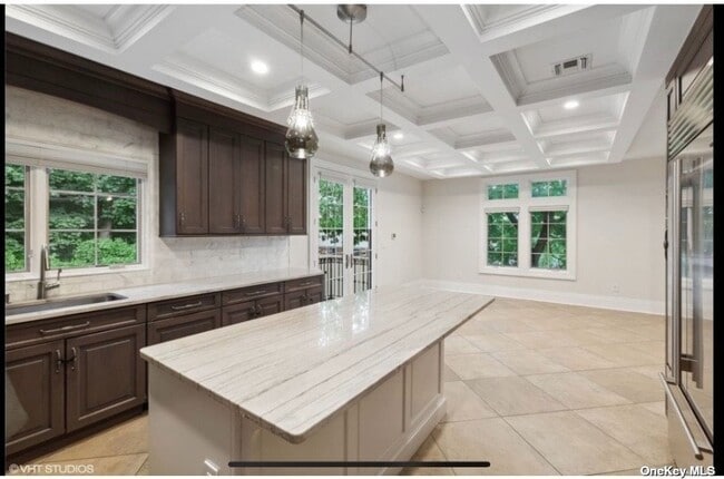 Foto del edificio - 264-46 73rd Ave