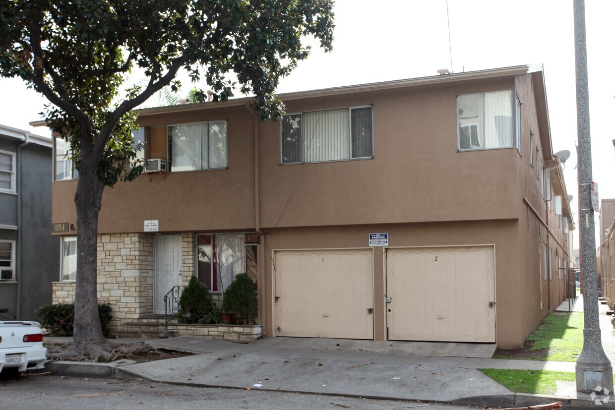 Foto principal - 1154 E 3rd St