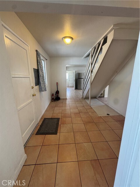 Foto del edificio - 758 W Longden Ave