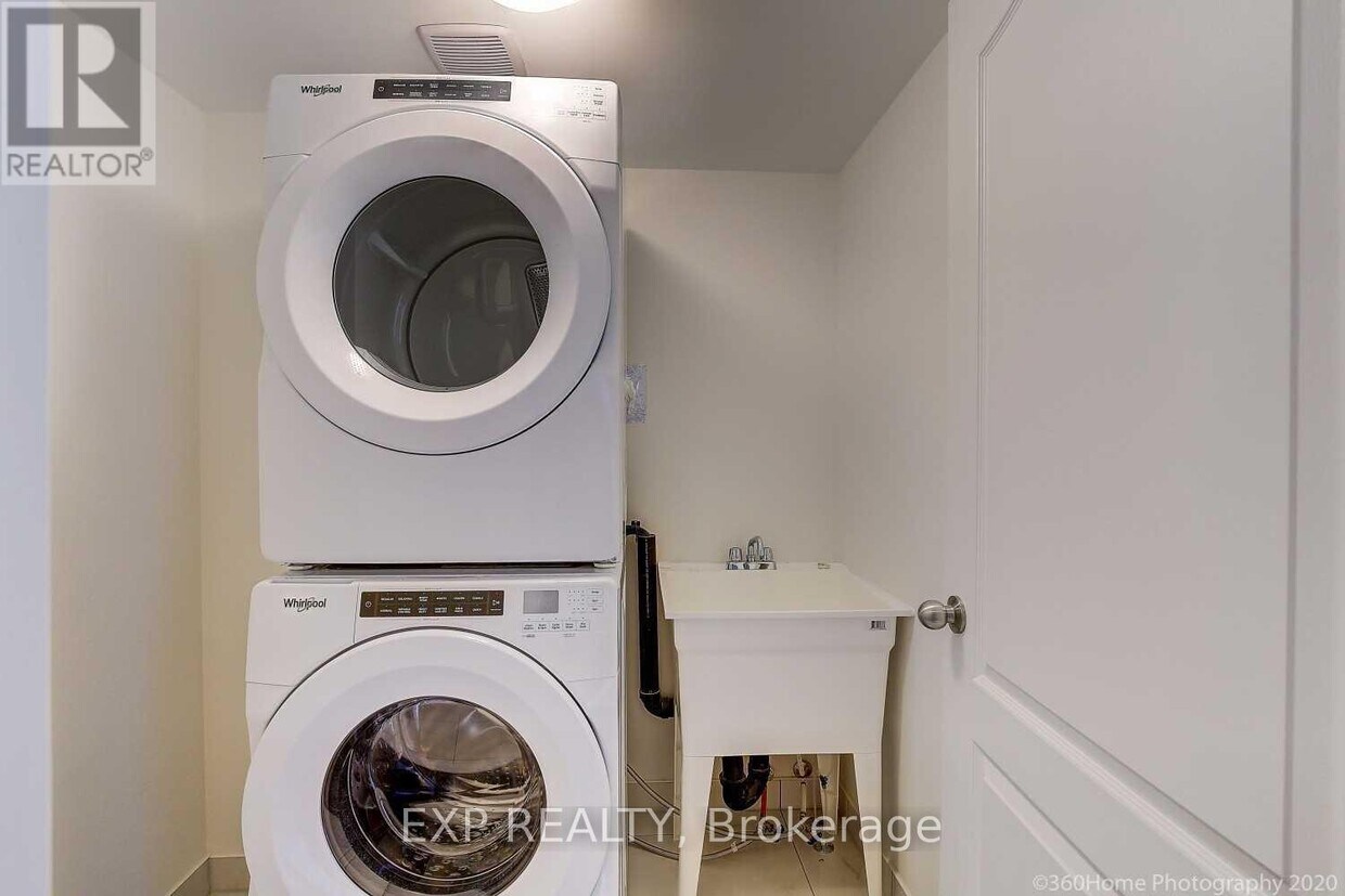 Photo du bâtiment - 2698 Deputy Minister Path