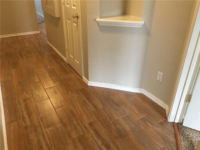 Building Photo - 2811 Turtle River Dr