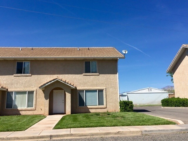 Foto principal - Dixie Downs Townhouse